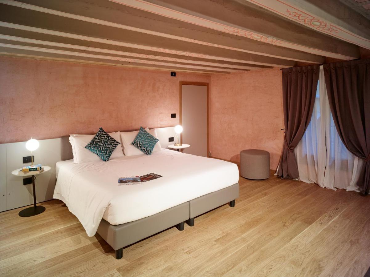 Ca' Dei Proverbi Suites - Wenice Deep Culture Veneza Exterior foto